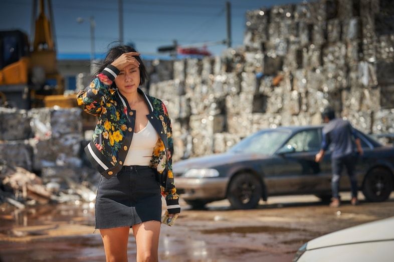 Jeon Do-yeon, Beasts Clawing at Straws