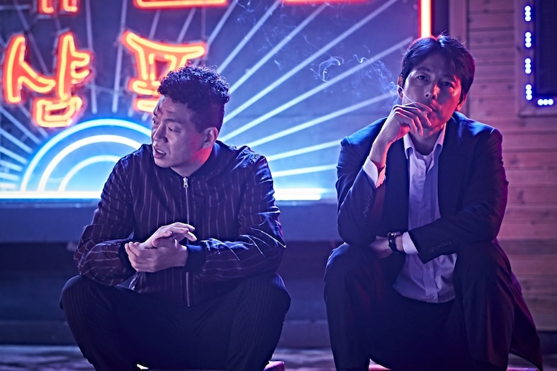 Park Ji-hwan and Jung Woo-sung, Beasts Clawing at Straws