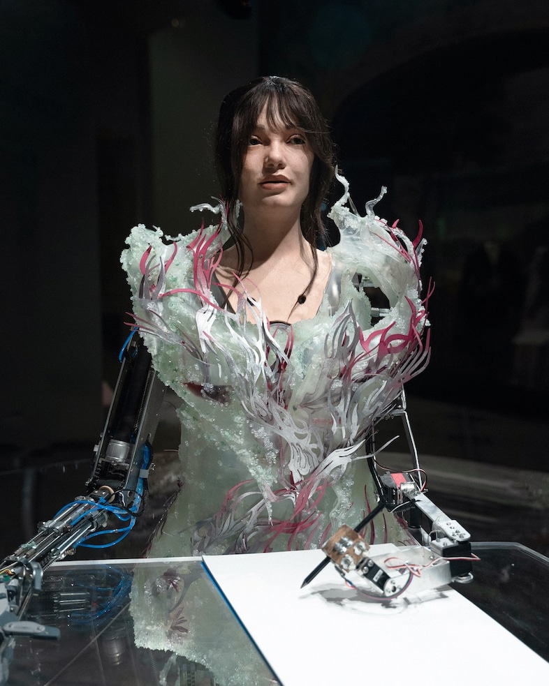 Auroboros Ai-Da exhibition London Fashion Week 0