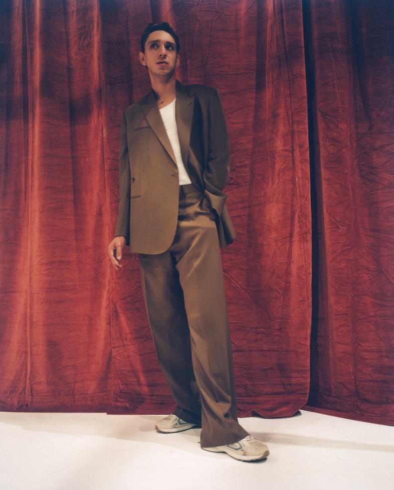 Oliver Sim ‘Fruit’ BTS 1