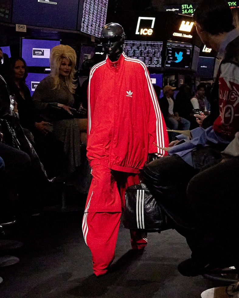 Balenciaga SS23 collection at the NY Stock Exchange 11