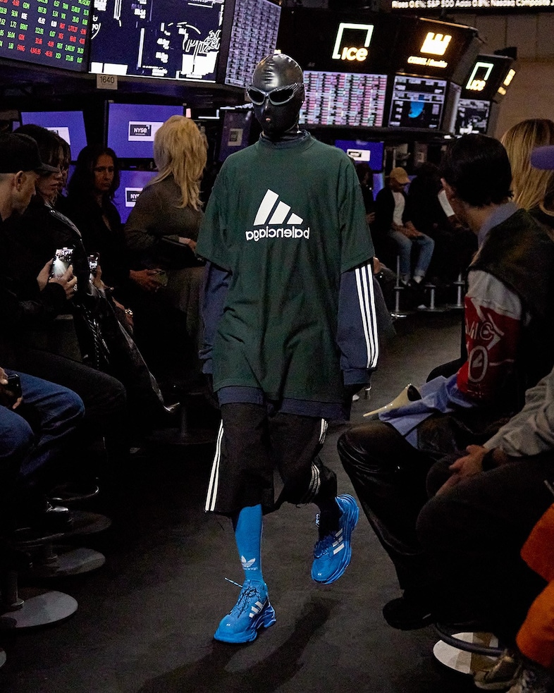 Balenciaga SS23 collection at the NY Stock Exchange 26