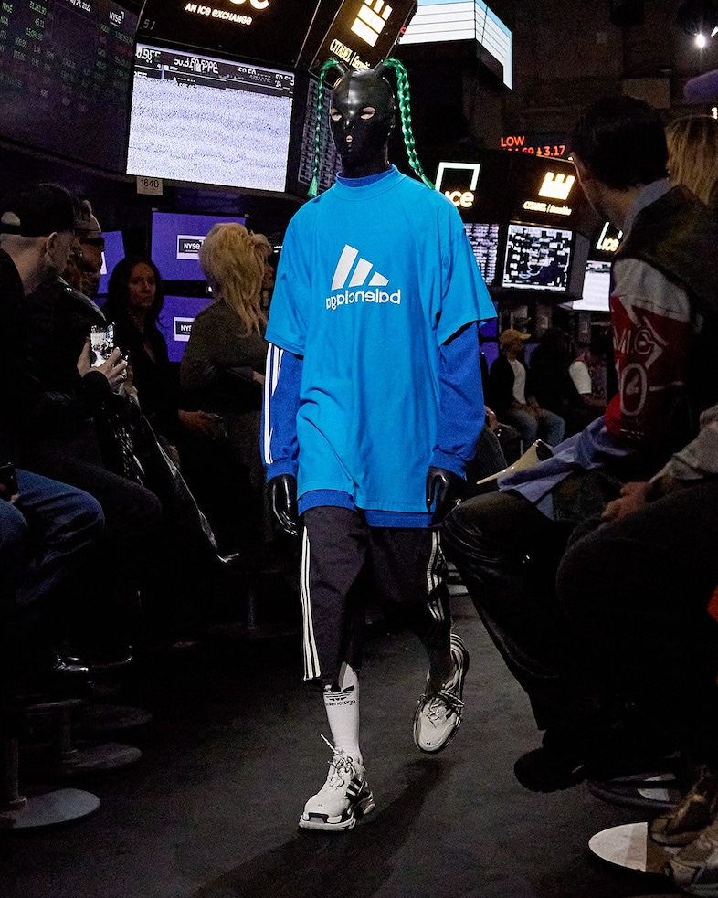 Balenciaga SS23 collection at the NY Stock Exchange 28