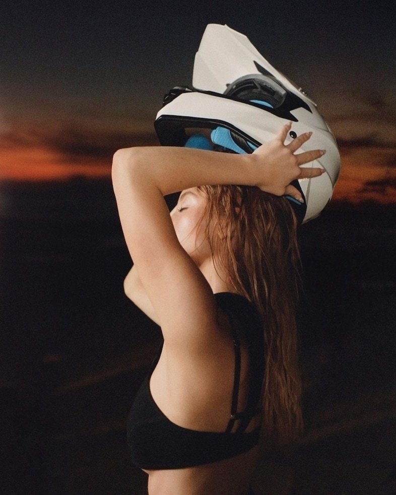 Jacquemus SS22 x Sydney Sweeney 3