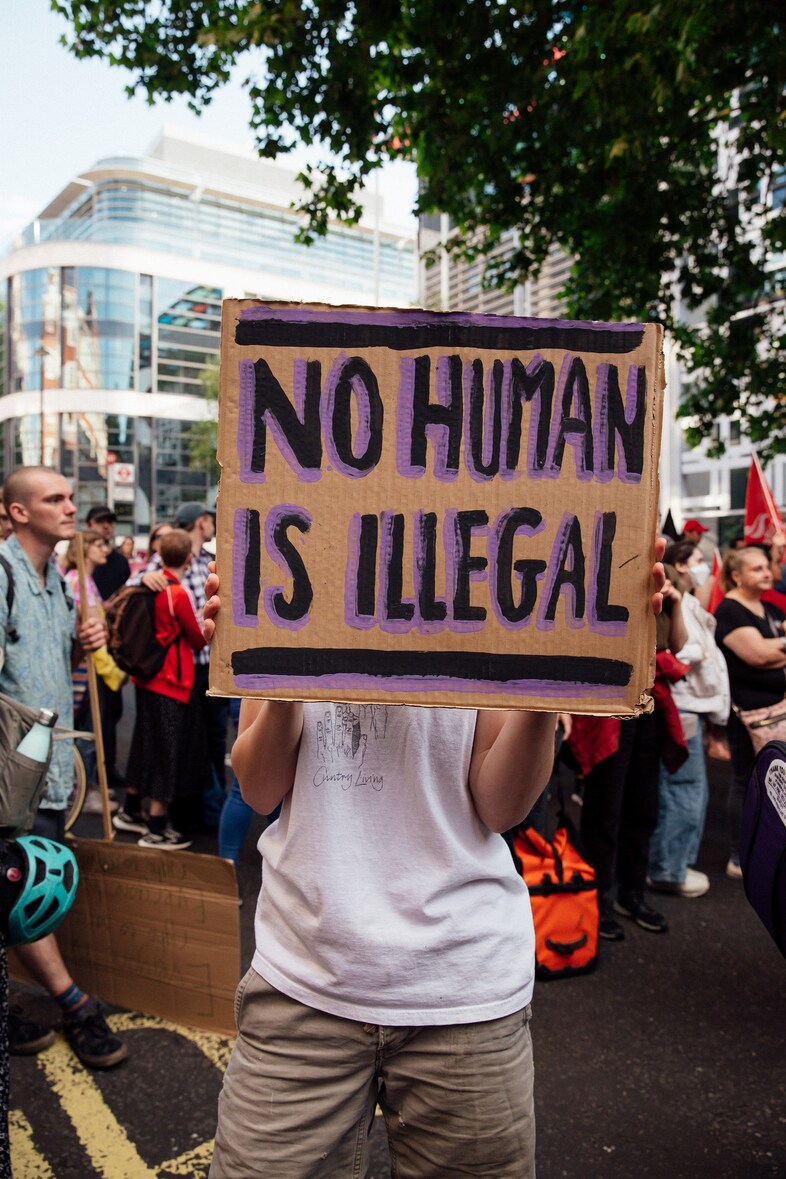 Migrants organise