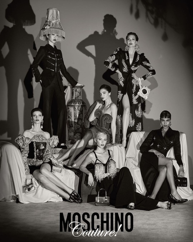 MOSCHINO AW22 13