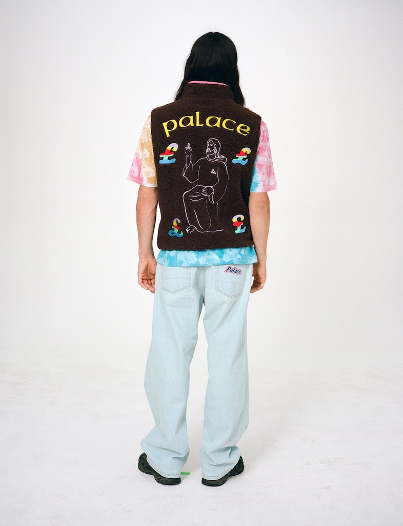 Palace AW22 11