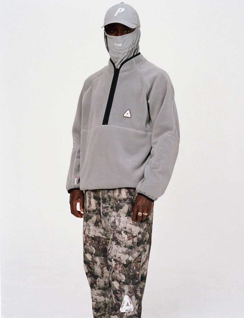 Palace AW22 16