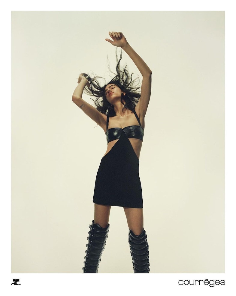 COURR&#200;GES AW22 4