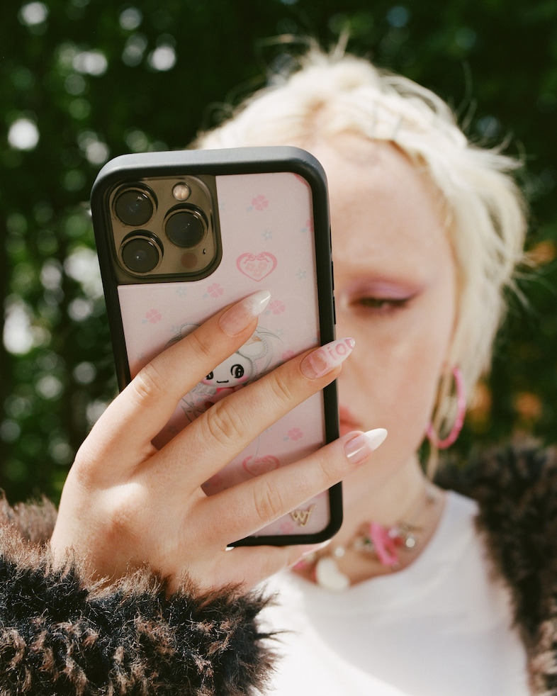 Hazel Gaskin nails 13