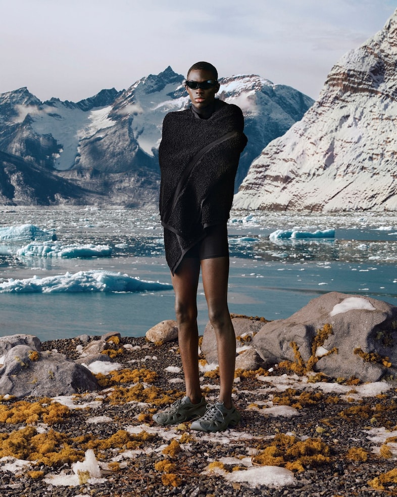 Balenciaga AW22 campaign, Kim Kardashian, Alexa Demie 10