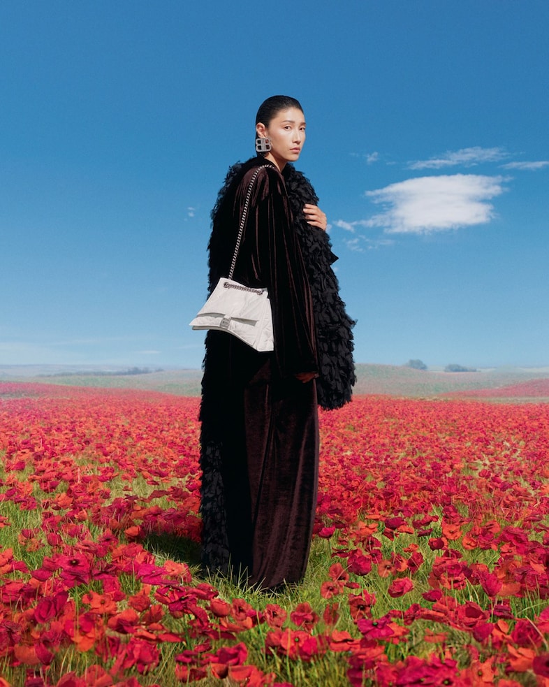 Balenciaga AW22 campaign, Kim Kardashian, Alexa Demie 11