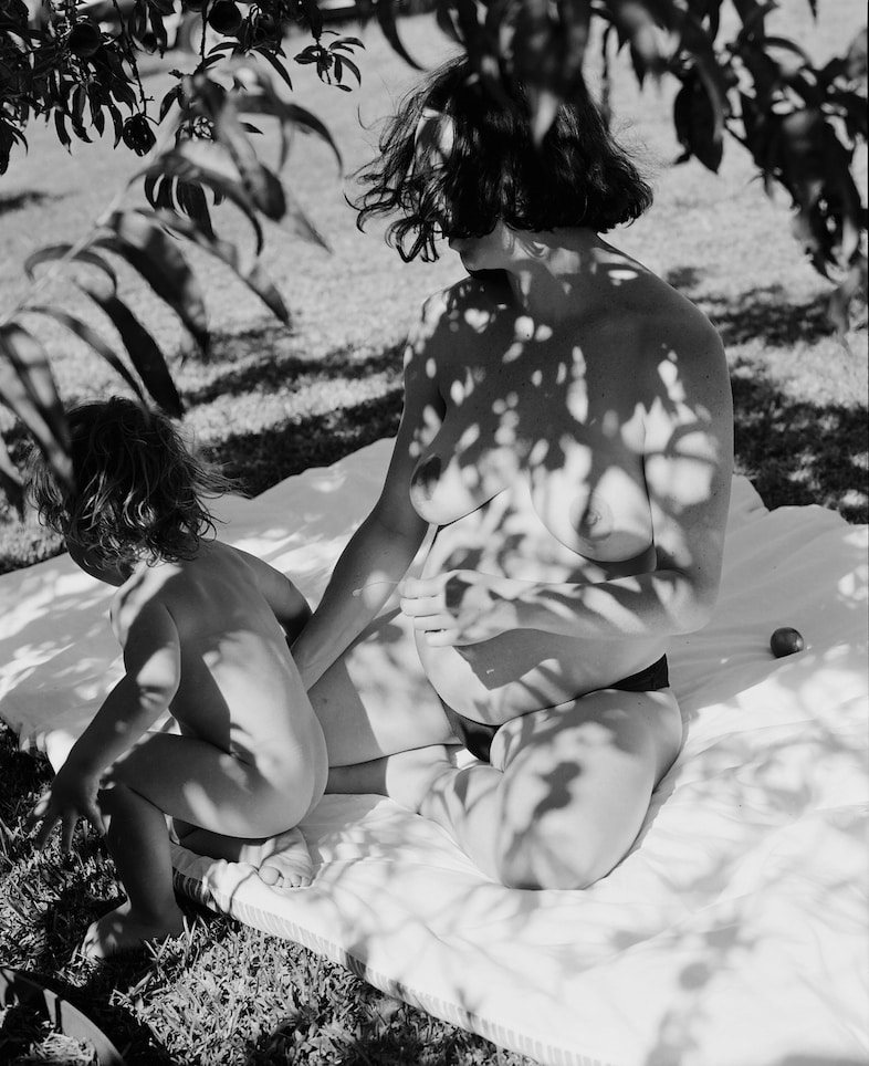 Photography Amy Woodward motherhood