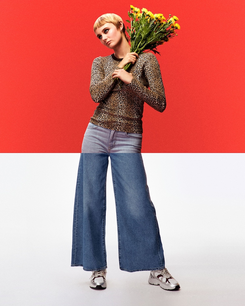 Levi&#39;s Jeans and a Nice Top Flipbook 1