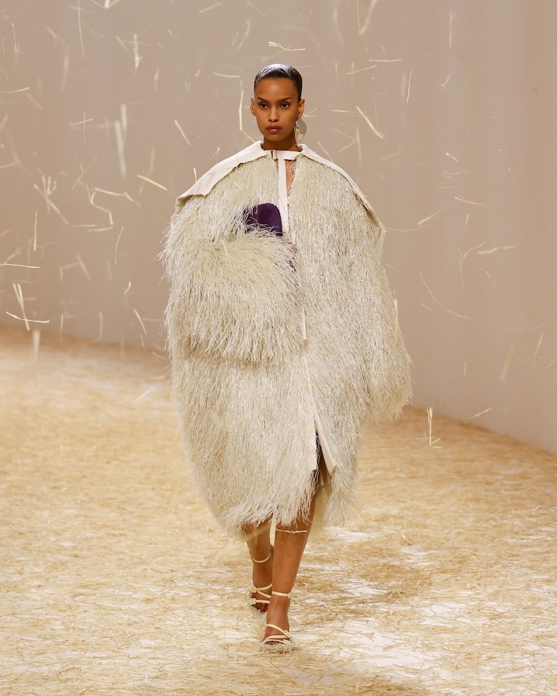 Jacquemus ‘Le Raphia’ Show SS23 Paris 17