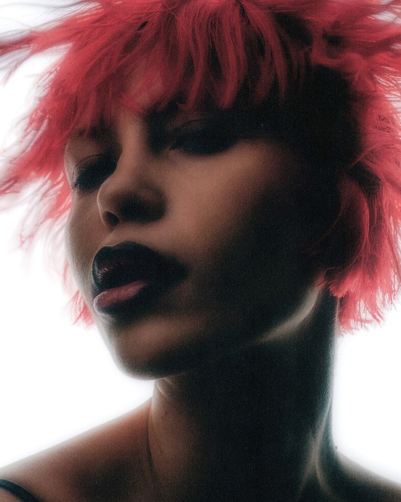 Mélie Hirtz dazed beauty Rubik's cube 8