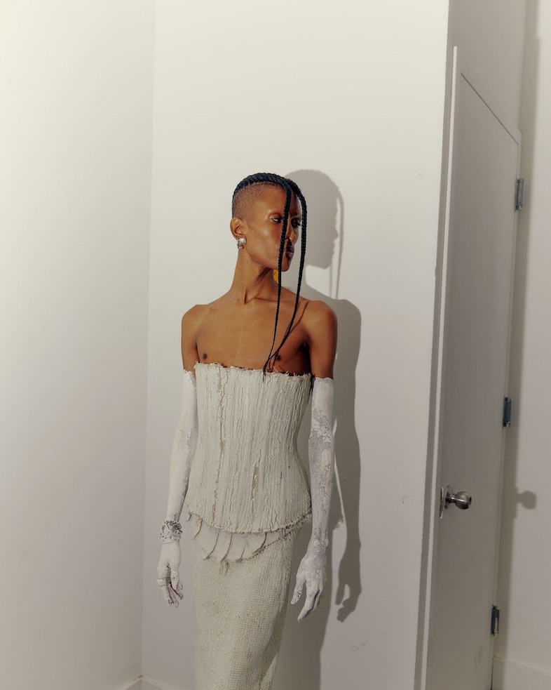 Elena Velez AW23 15
