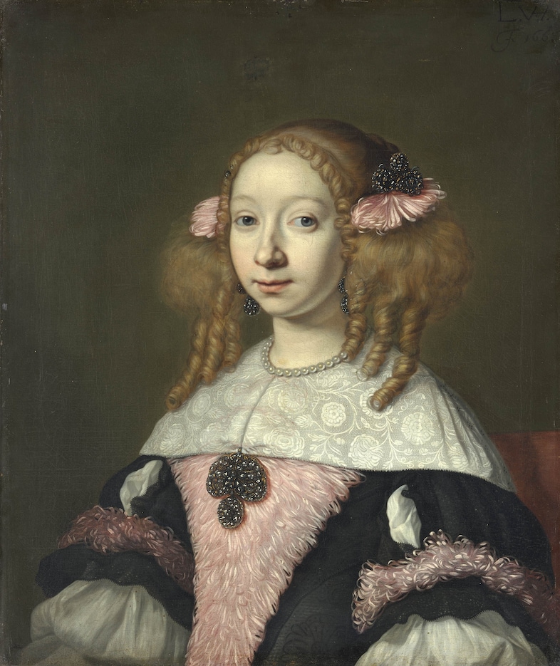 Des Cheveux et des Poils exhibition at the Mus&#233;e des Arts D&#233; 1