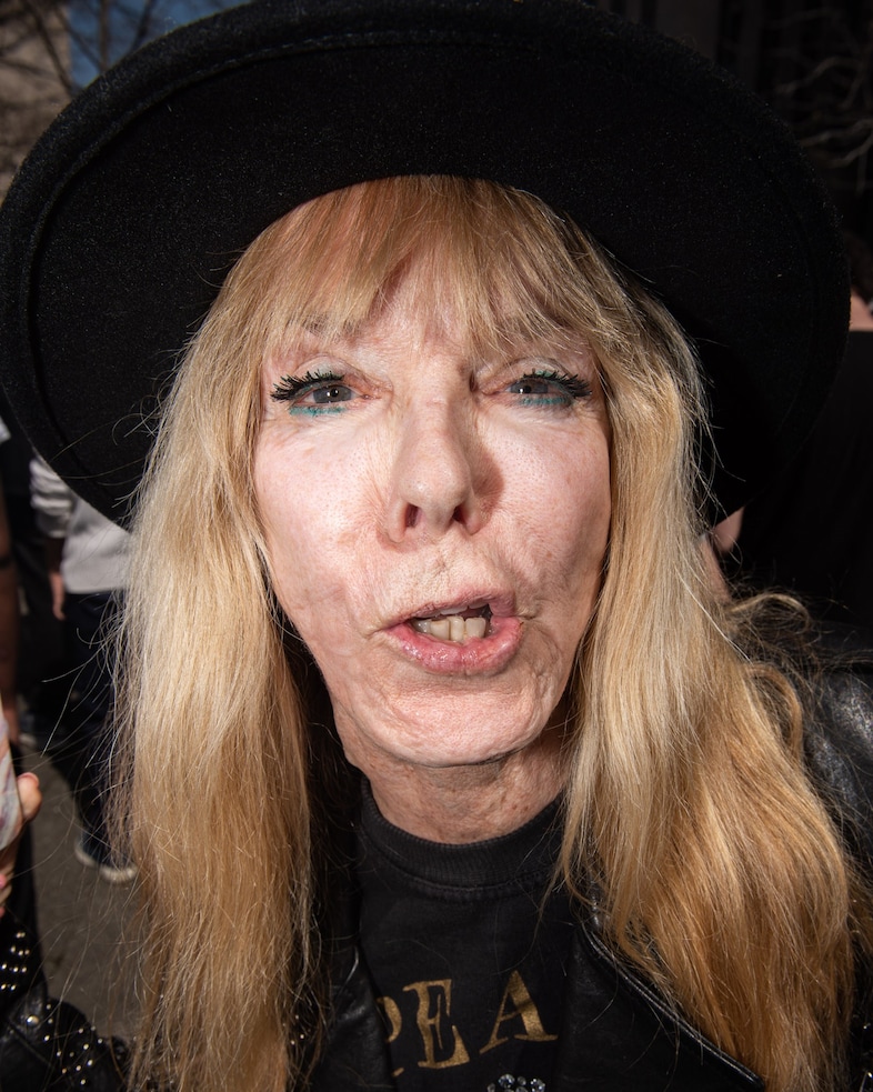 Photos from Trump’s courtroom arrest 18