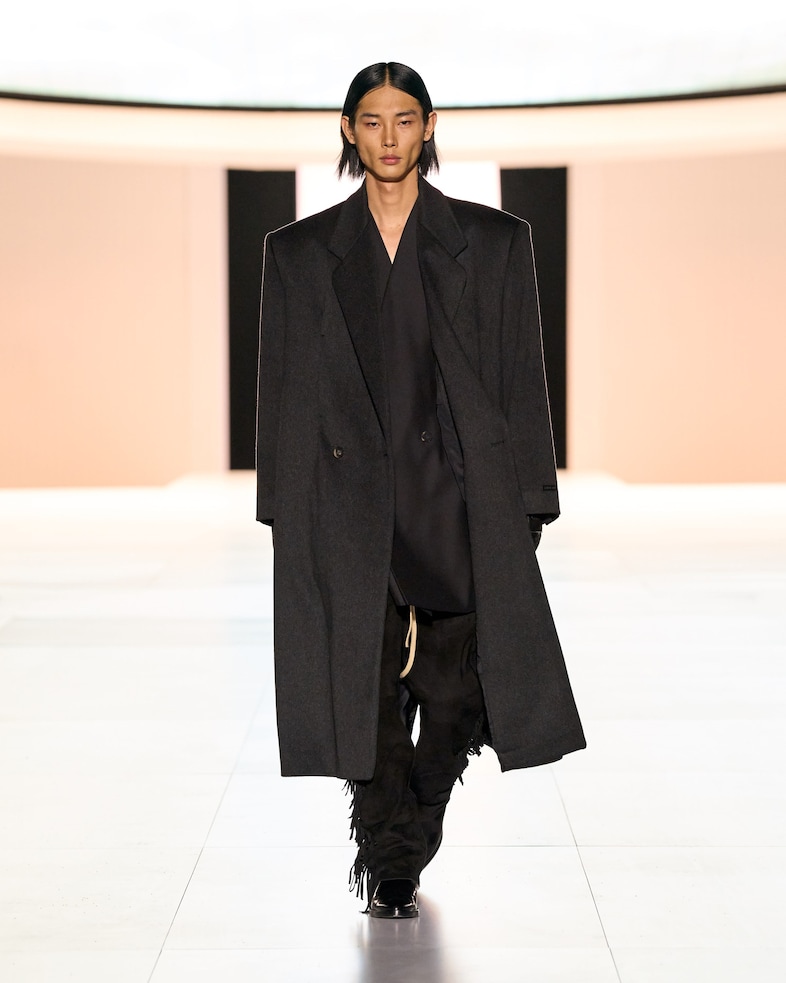 Fear of God Eighth Collection of God 01 3