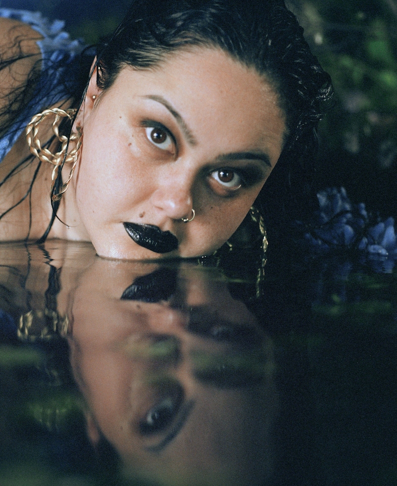 Swamp Sirens Scarlett Carlos Clarke Grace Ellington 17