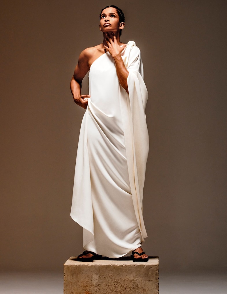 LOOK06-00181_v6_RGB_300 3
