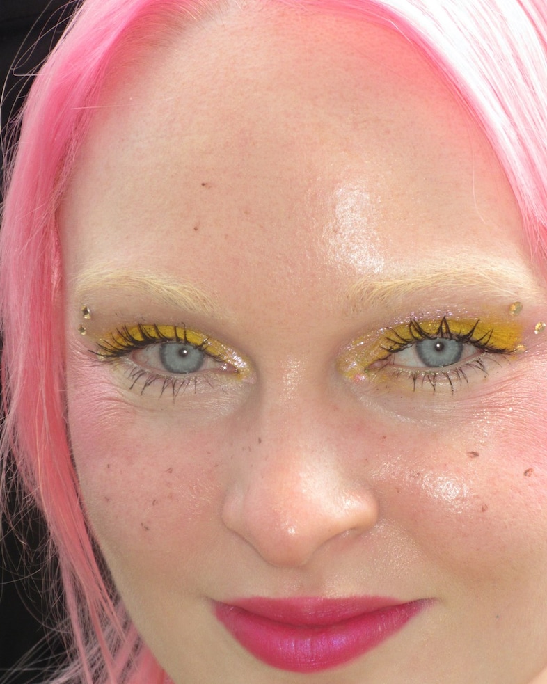AW23 Haute Couture street style by Jamie-Maree Shipton 24