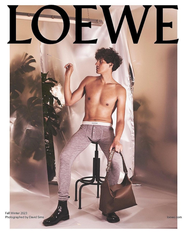 Loewe AW23 men&#39;s campaign 0