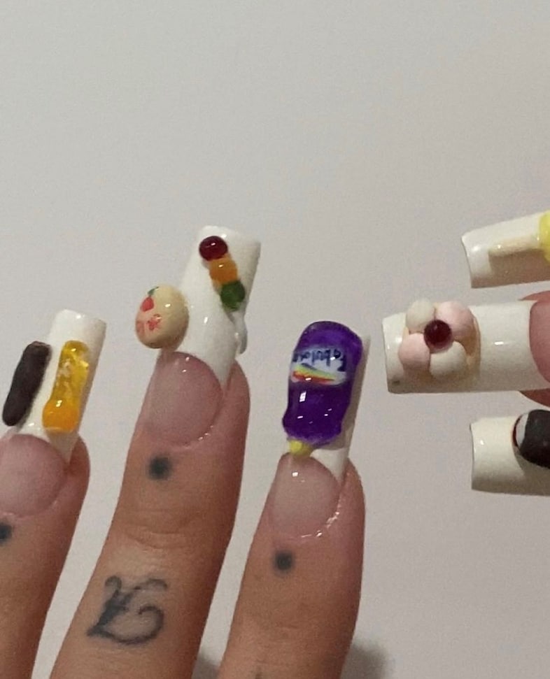 Lesly Arra&#241;aga nail artist Leslydidthem 7