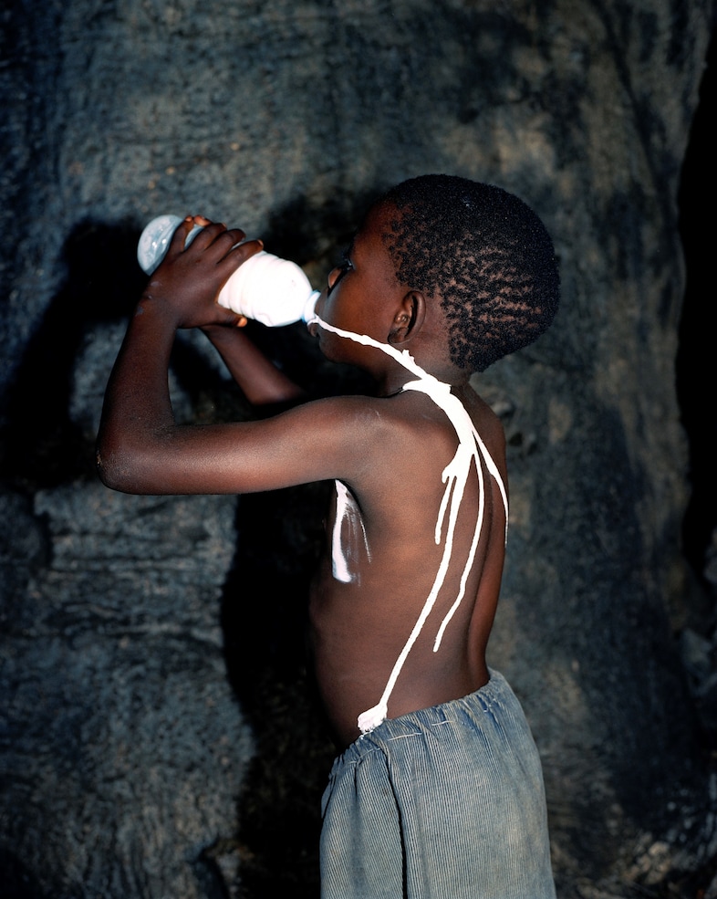 Viviane Sassen, Milk (2006) 6