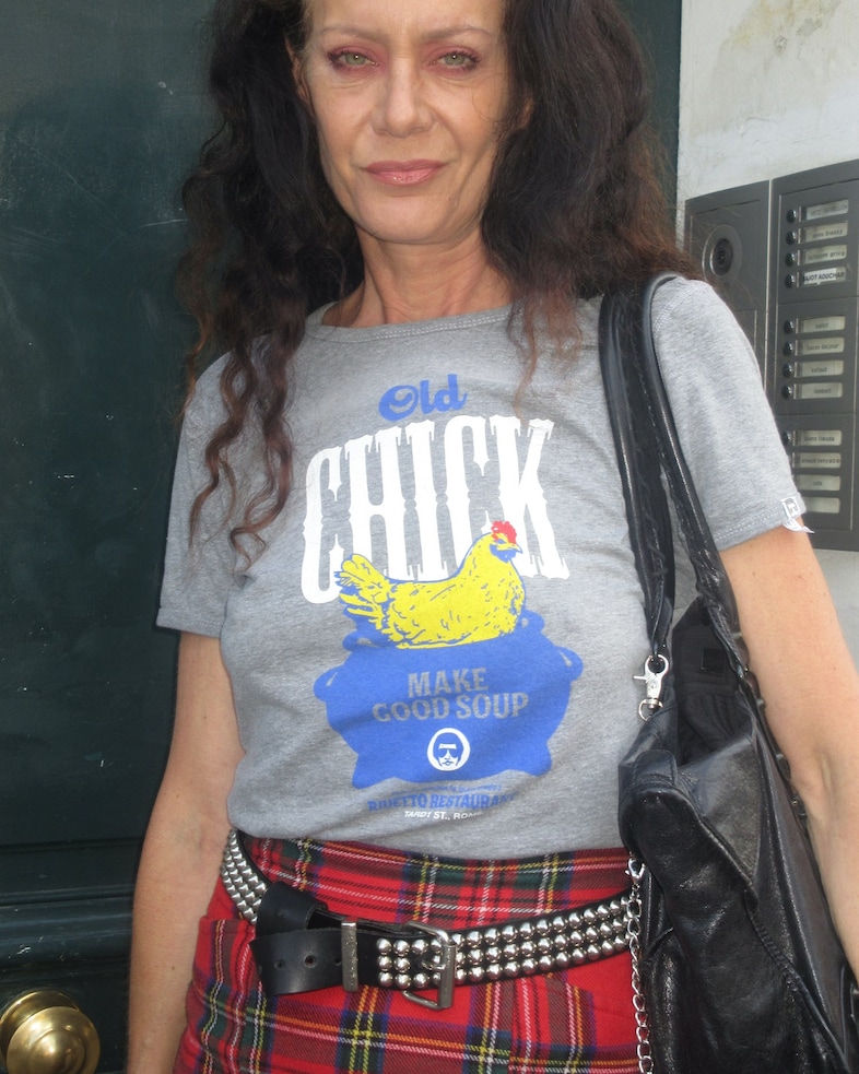 SS24 PFW Street Style: Jamie Maree Shipton 17