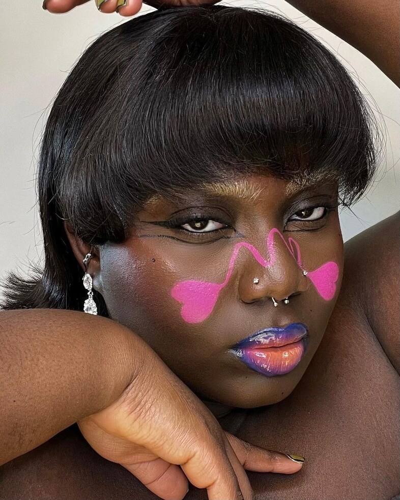 Pradaolic Myla beauty looks 9