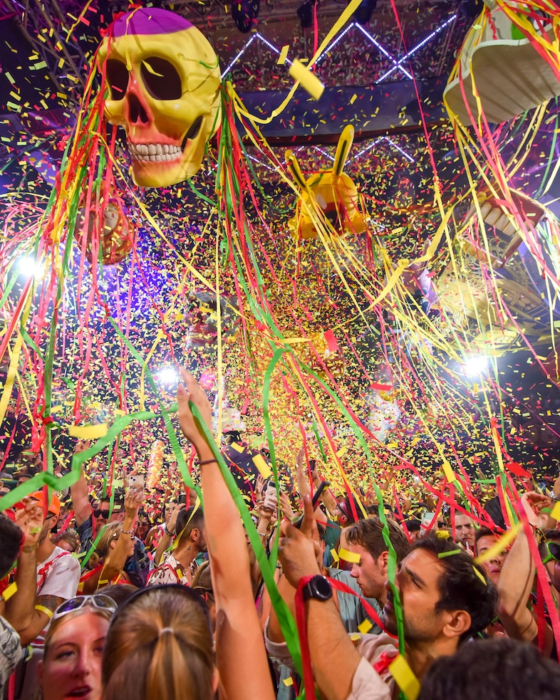 Elrow x Amnesia closing party 22