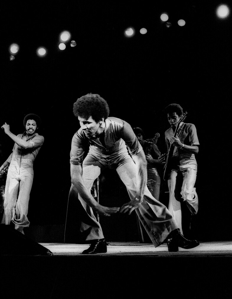 ‘Heatwave live in London’ (1978) 9
