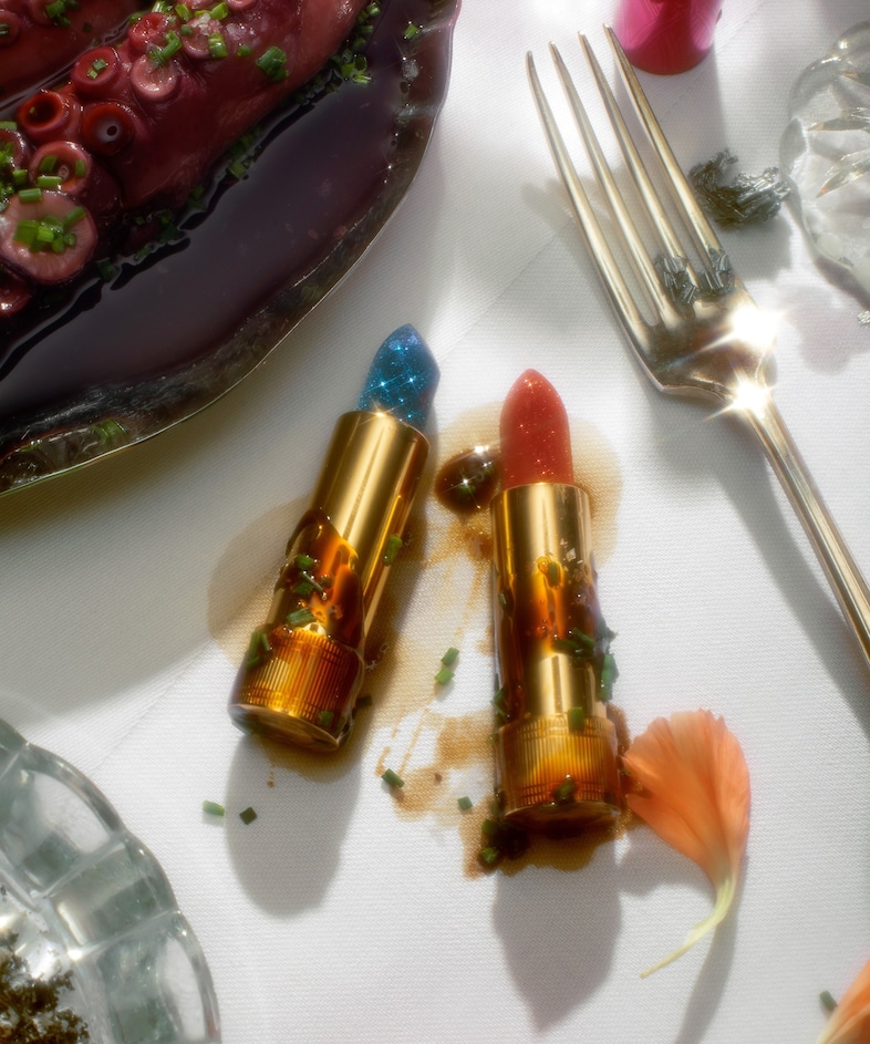Glamorous 80s feast DeadHungry 2019 gift guide christmas 4