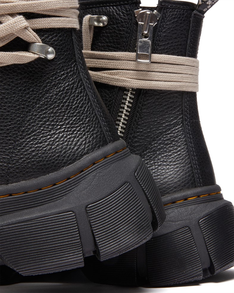 dr martens 1360