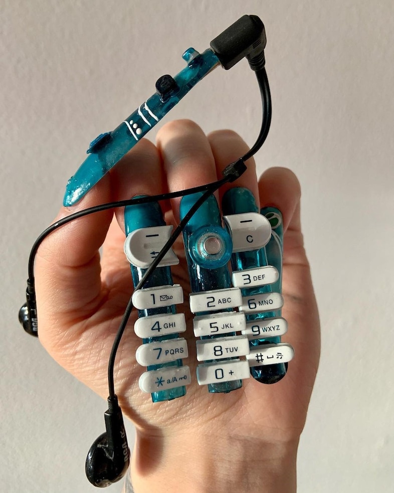 7. Hot Nails 2 7
