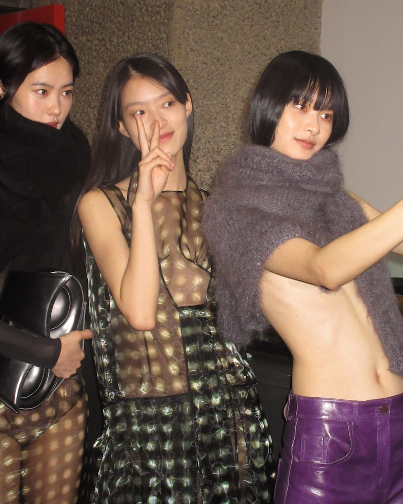 16Arlington AW24 12