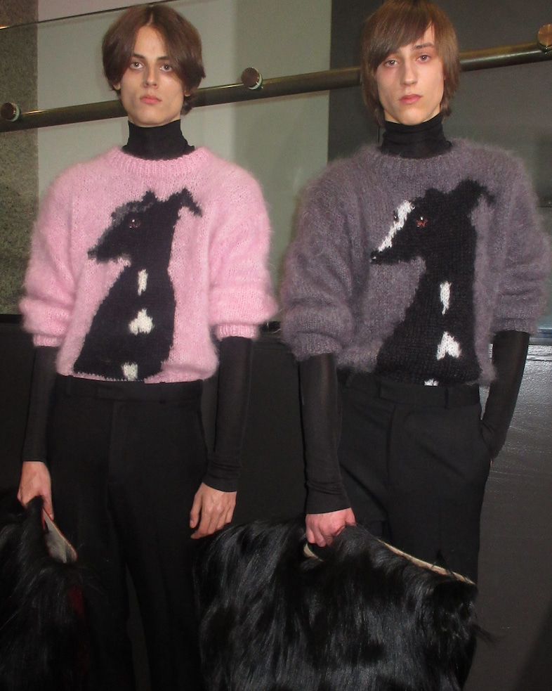 16Arlington AW24 21
