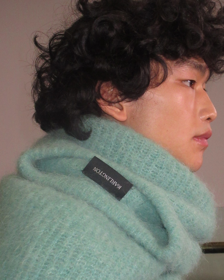 16Arlington AW24 26