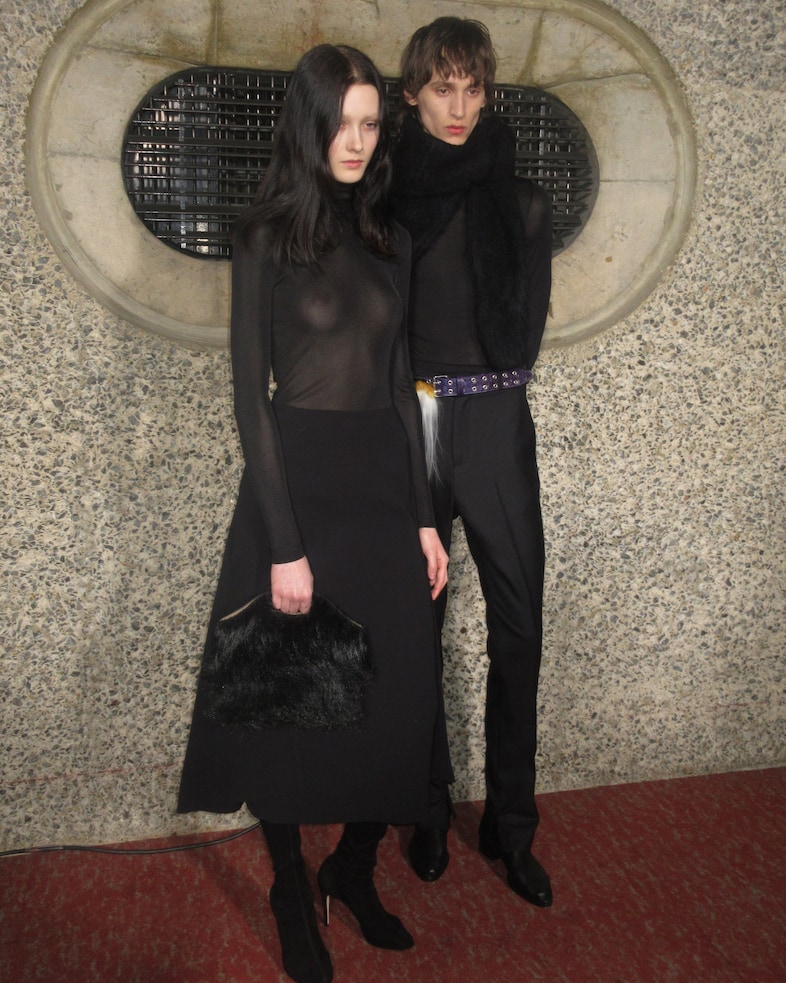 16Arlington AW24 31