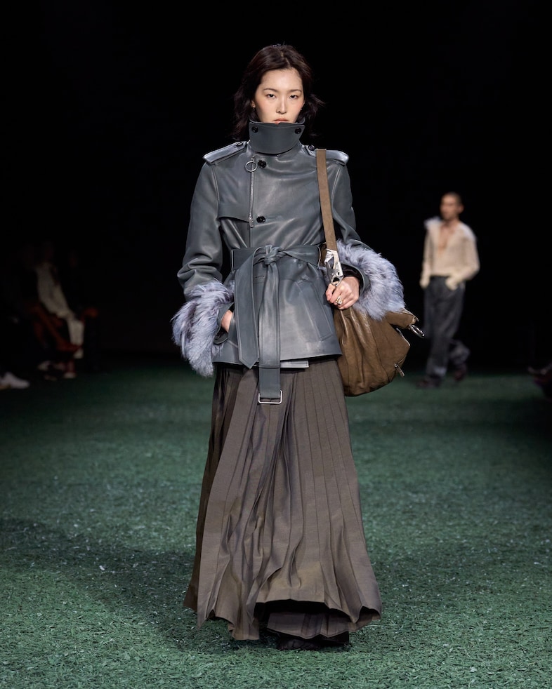 Burberry Winter 2024 Show - Look 46 45
