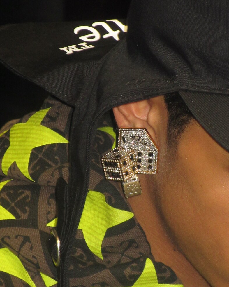 off-white aw24 ib kamara Paris fashion week pfw 25