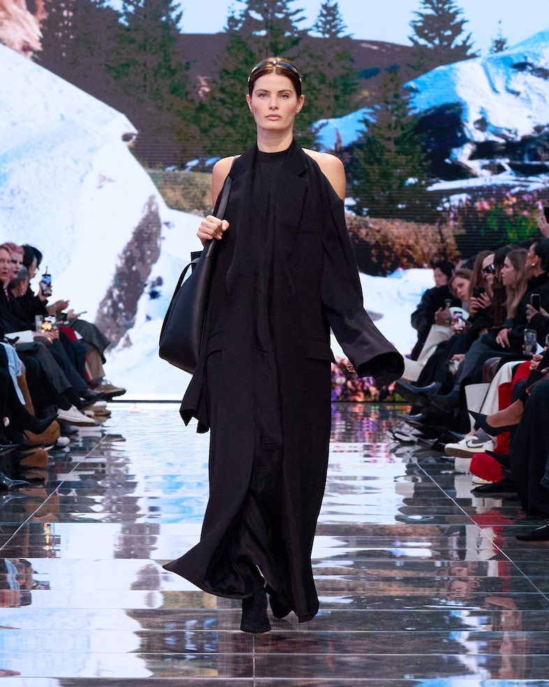 Balenciaga AW24 17