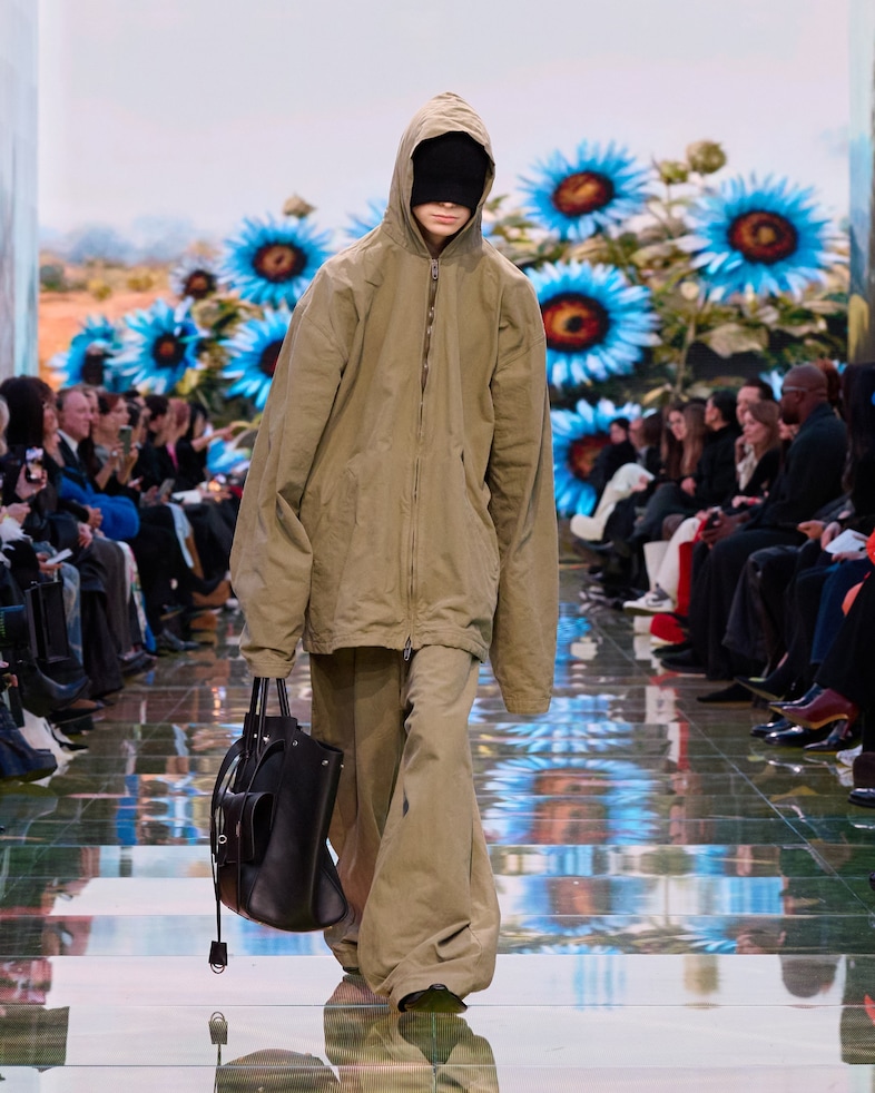 Balenciaga AW24 26