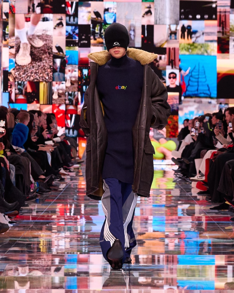 Balenciaga AW24 44