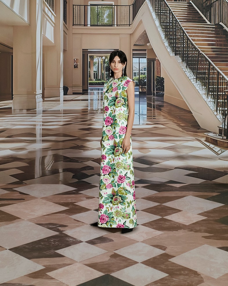 BALENCIAGA SUMMER 24 CAMPAIGN IMAGE 12