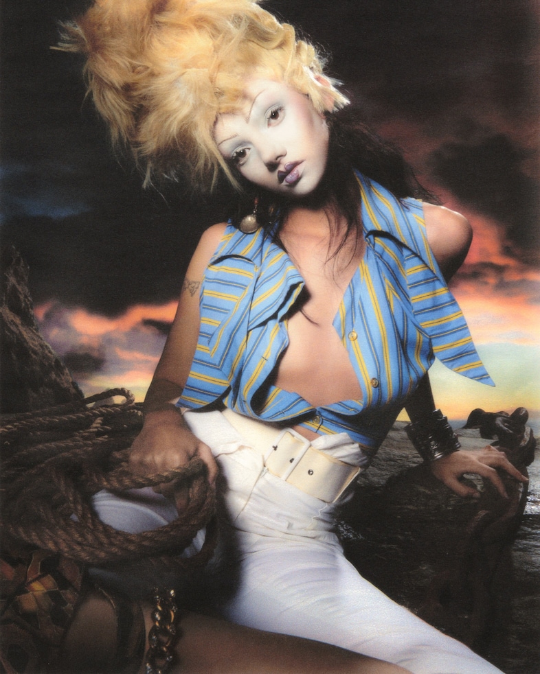 VIVIENNE_WESTWOOD_ARCHIVE_SHOT_03B 7