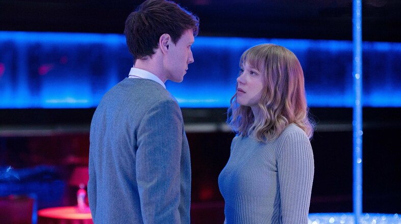 The Beast film 2024 Lea Seydoux George MacKay Bertrand Bonel