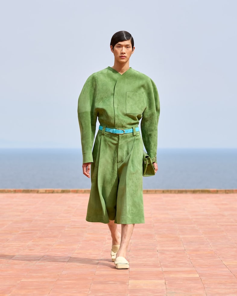 Jacquemus La Casa Capri Jennie Blackpink 5